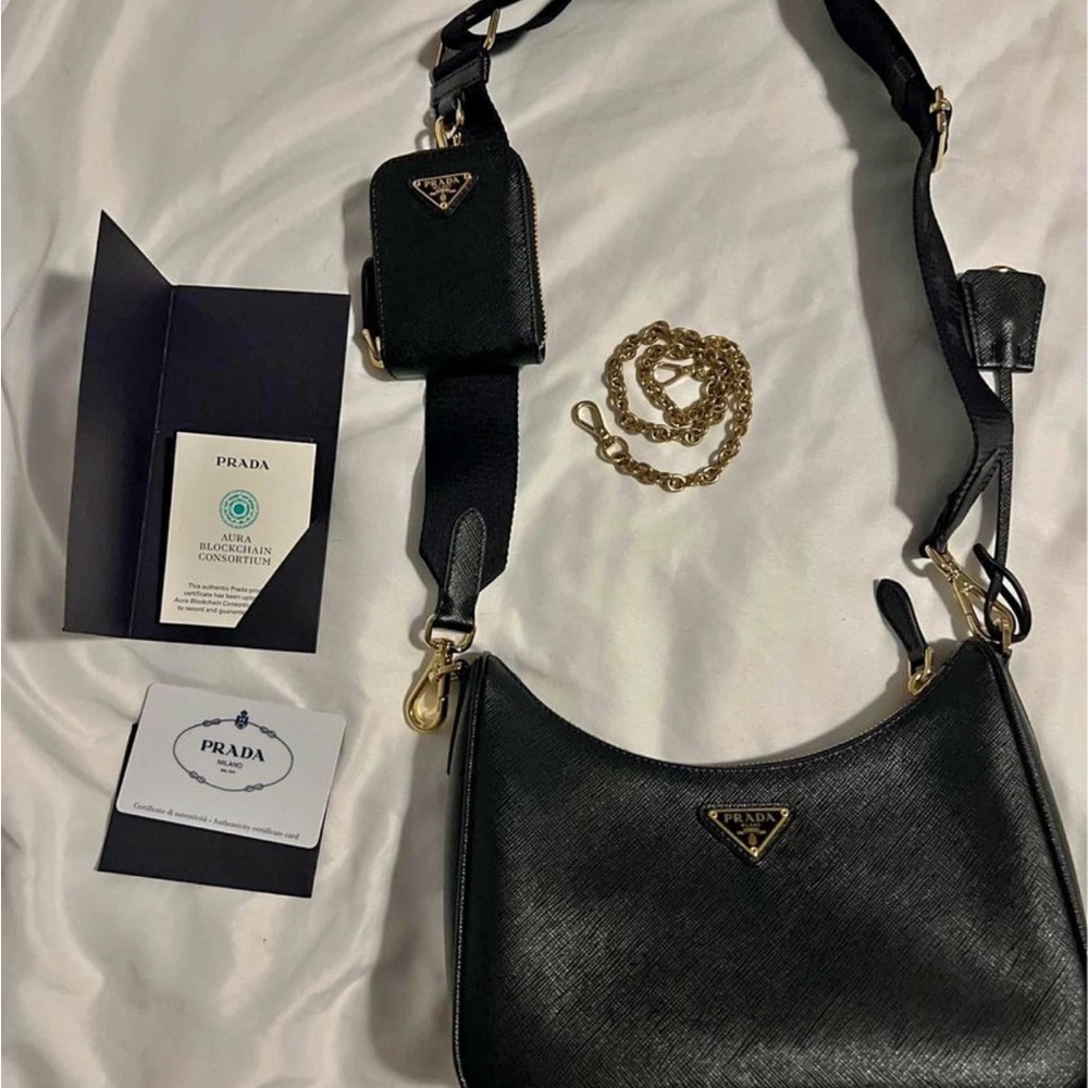 Prada Re-edition 2005 Saffiano Leather Bag